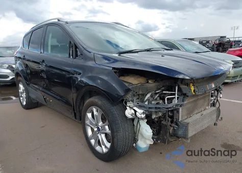 2014 Ford Escape Titanium z USA, uszkodzony, nr VIN 1FMCU9J93EUD13221